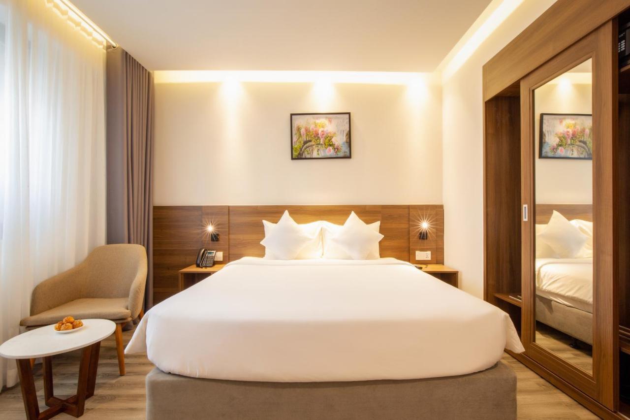 Merlot Hotel Nha Trang Exterior photo