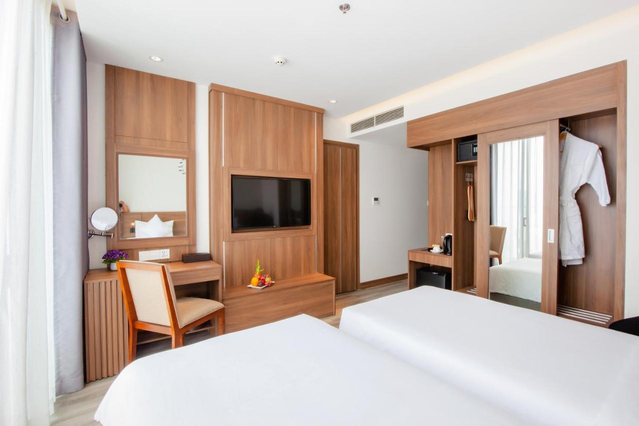 Merlot Hotel Nha Trang Exterior photo